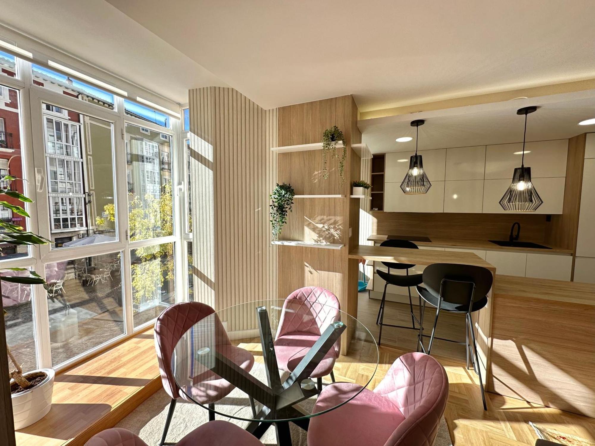 A Un Paso De La Catedral Apartment Burgos Luaran gambar
